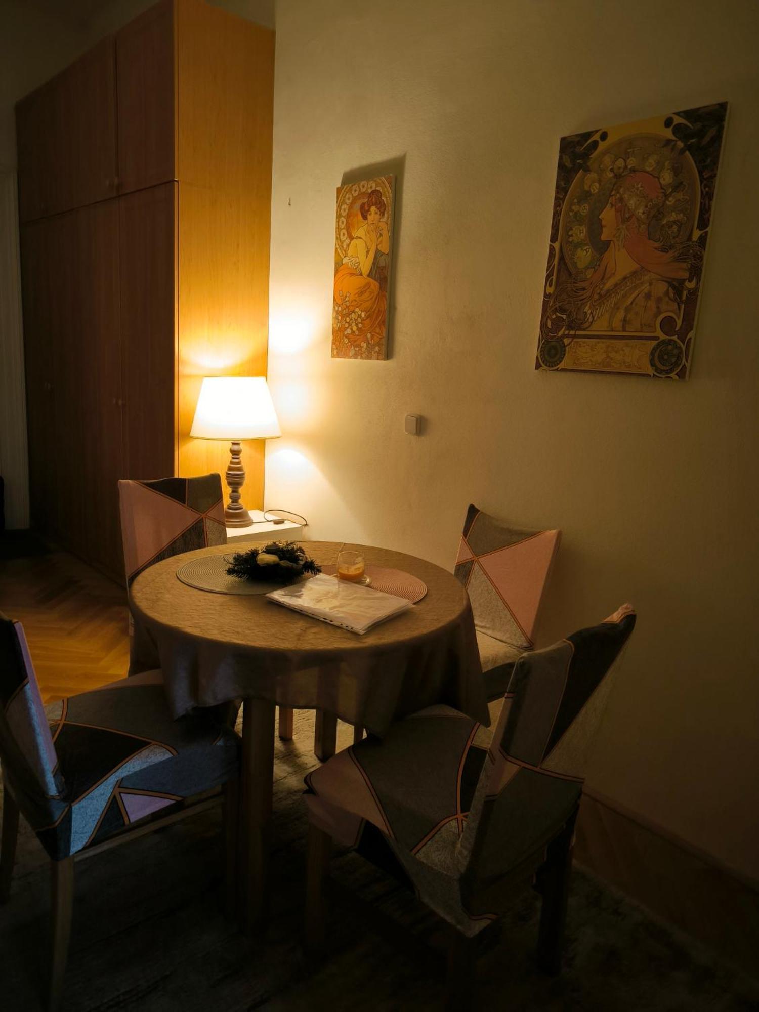 Valentinka Minutes Away From Charles Bridge Apartment Prague Exterior photo