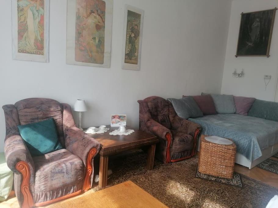 Valentinka Minutes Away From Charles Bridge Apartment Prague Exterior photo